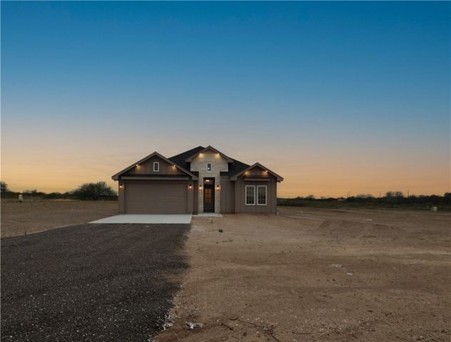 133 County Road 150, Alice, TX 78332