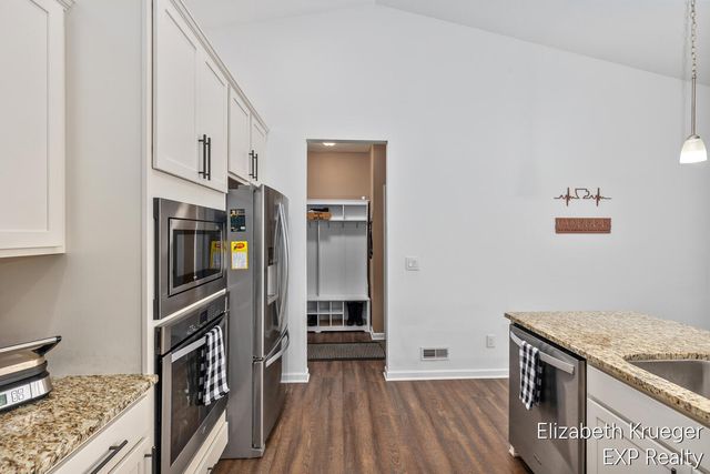 4695 Quaker Hill Drive Se, City Of Kentwood, MI 49512