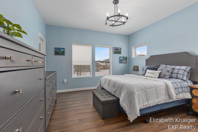 4695 Quaker Hill Drive Se, City Of Kentwood, MI 49512