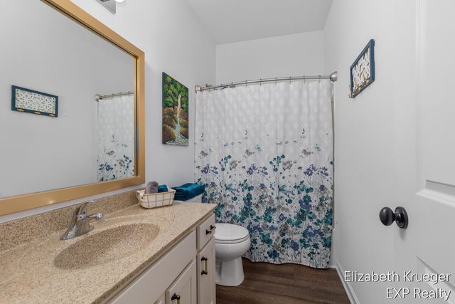 4695 Quaker Hill Drive Se, City Of Kentwood, MI 49512