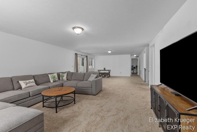 4695 Quaker Hill Drive Se, City Of Kentwood, MI 49512