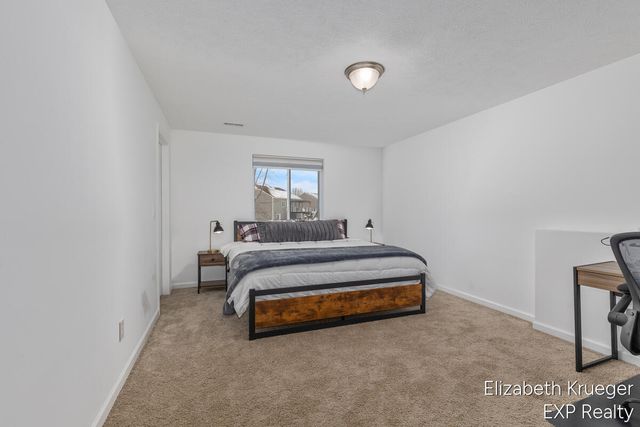 4695 Quaker Hill Drive Se, City Of Kentwood, MI 49512