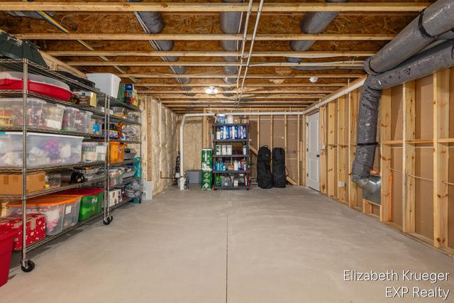 4695 Quaker Hill Drive Se, City Of Kentwood, MI 49512