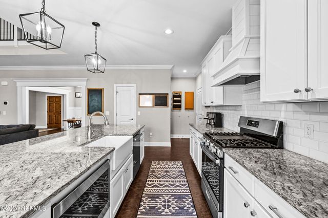 182 Lake View Drive, Whispering Pines, NC 28327