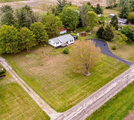 11296 Pansing Road, Brookville, OH 45309