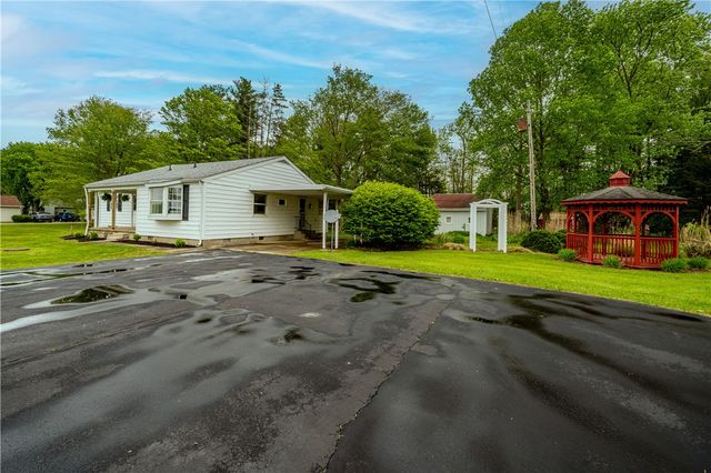 11296 Pansing Road, Brookville, OH 45309
