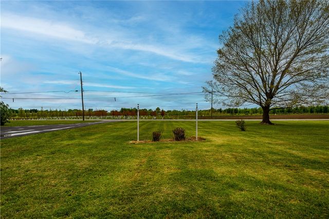11296 Pansing Road, Brookville, OH 45309