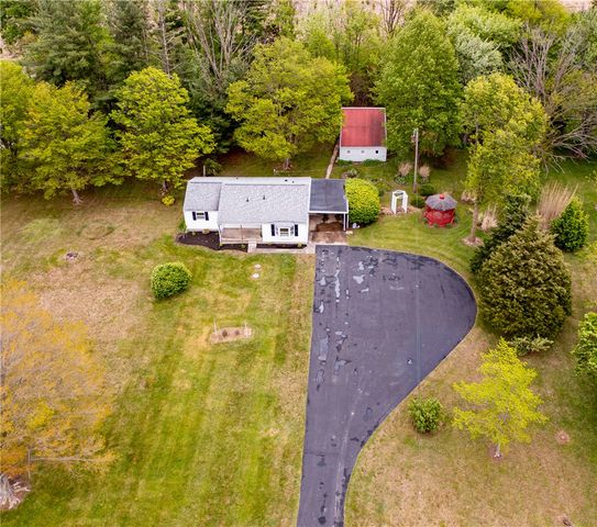 11296 Pansing Road, Brookville, OH 45309