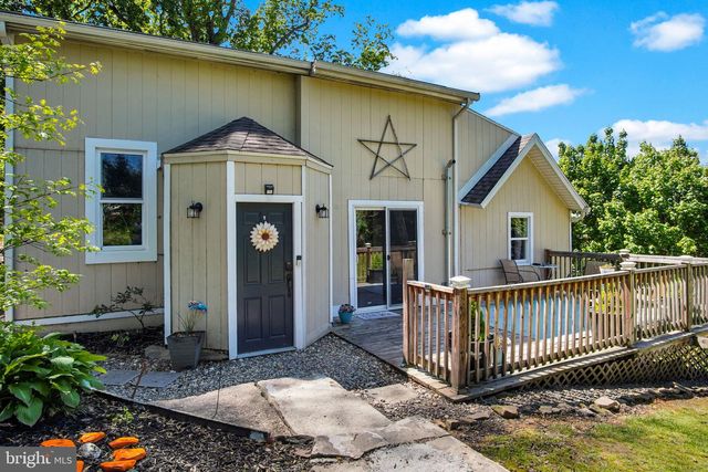 5385 & 5381 N GEORGE ST EXT, Manchester, PA 17345
