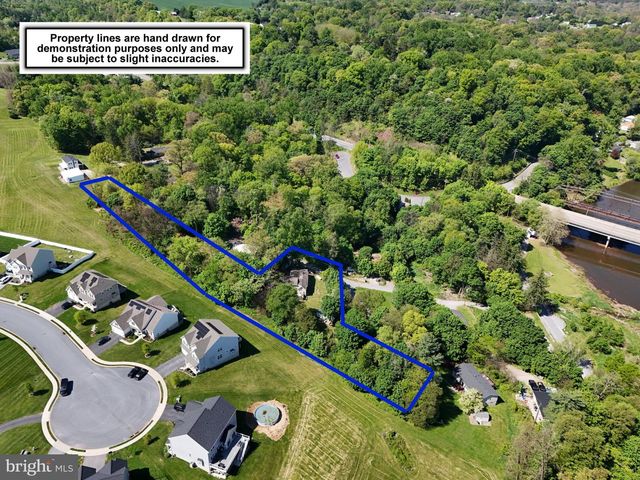 5385 & 5381 N GEORGE ST EXT, Manchester, PA 17345