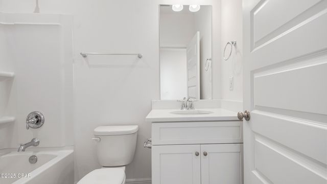 601 Hancock Way, Panama City Beach, FL 32413