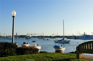 213 Via Mentone, Newport Beach, CA 92663