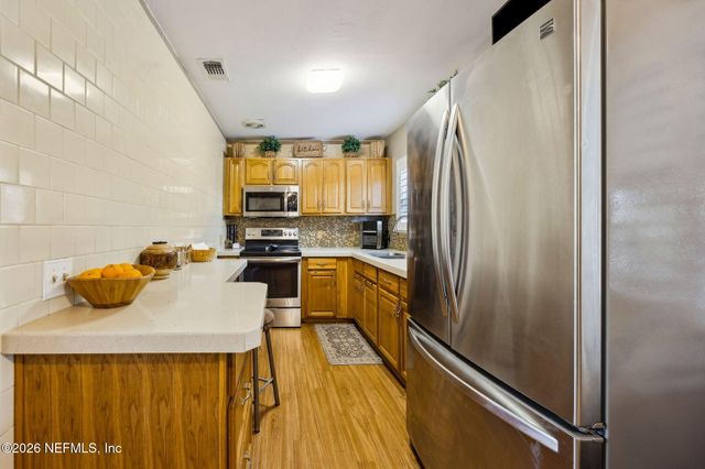 3330 LANSDELL Drive, Jacksonville, FL 32208