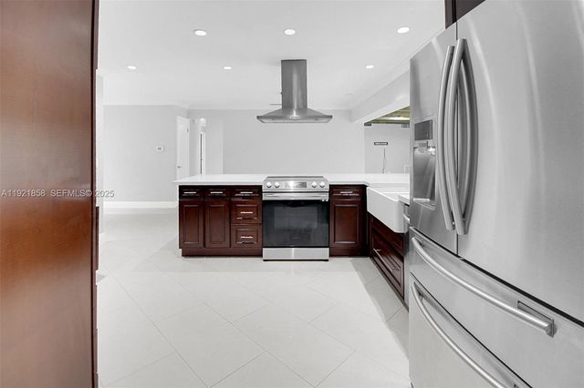 1804 SW 102nd ct 1804, Miami, FL 33165