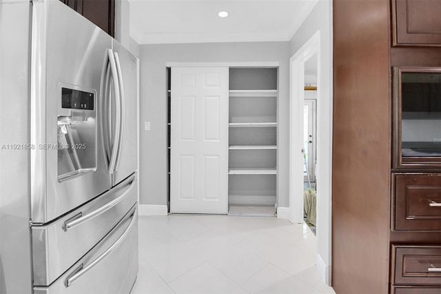 1804 SW 102nd ct 1804, Miami, FL 33165