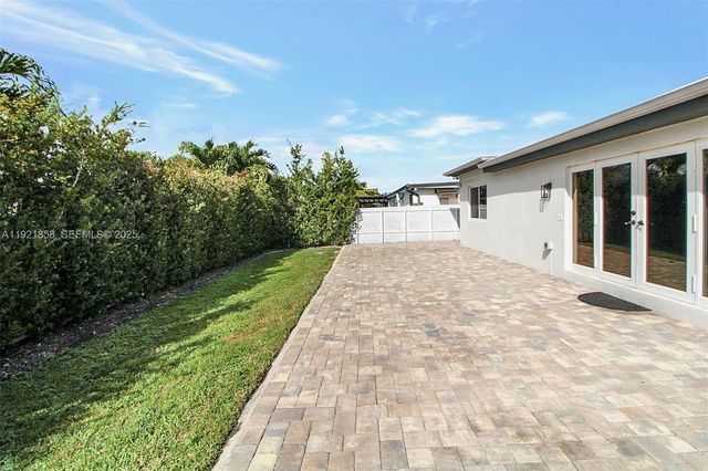 1804 SW 102nd ct 1804, Miami, FL 33165