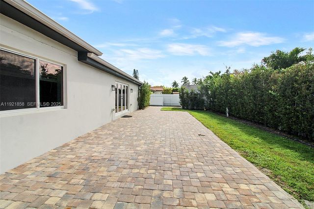 1804 SW 102nd ct 1804, Miami, FL 33165