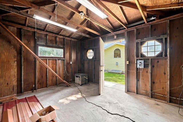 501 Park Lane, Waterloo, IA 50702