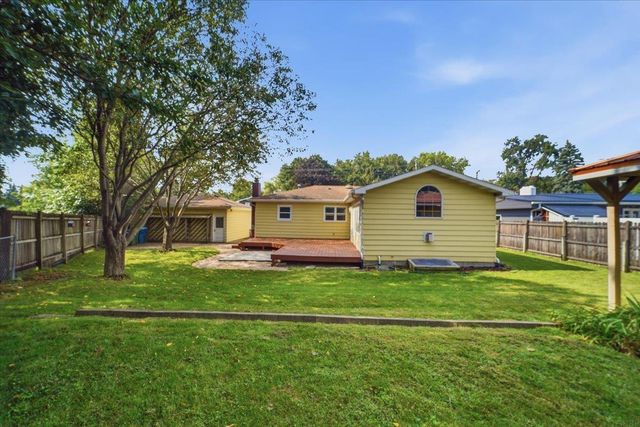 501 Park Lane, Waterloo, IA 50702