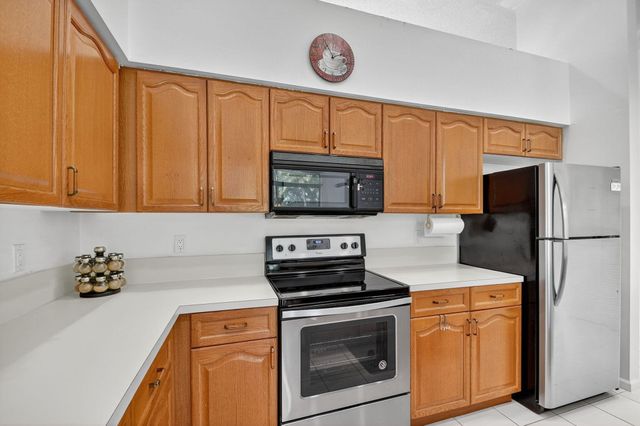 4553 Barclay Fair Way, Wellington, FL 33449