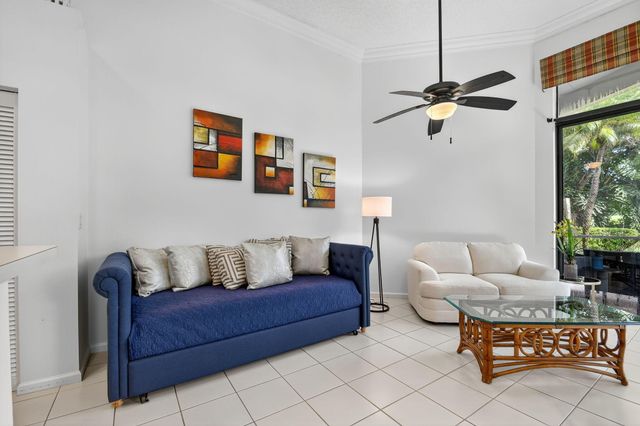 4553 Barclay Fair Way, Wellington, FL 33449