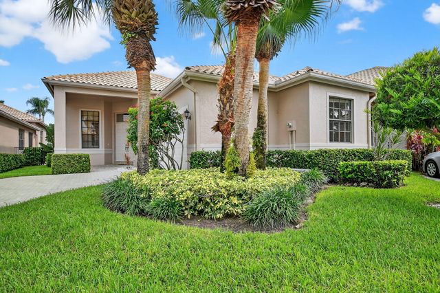 4553 Barclay Fair Way, Wellington, FL 33449