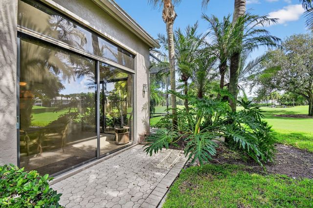 4553 Barclay Fair Way, Wellington, FL 33449