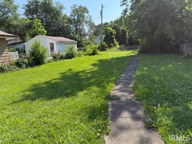 810 Huey Street, South Bend, IN 46628