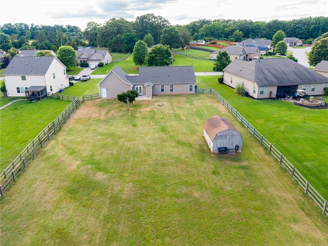 164 Pendock Lane, Piedmont, SC 29673