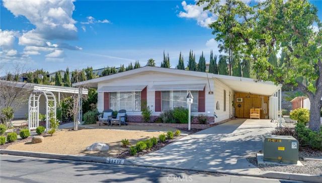 38212 Via La Colina, Murrieta, CA 92563