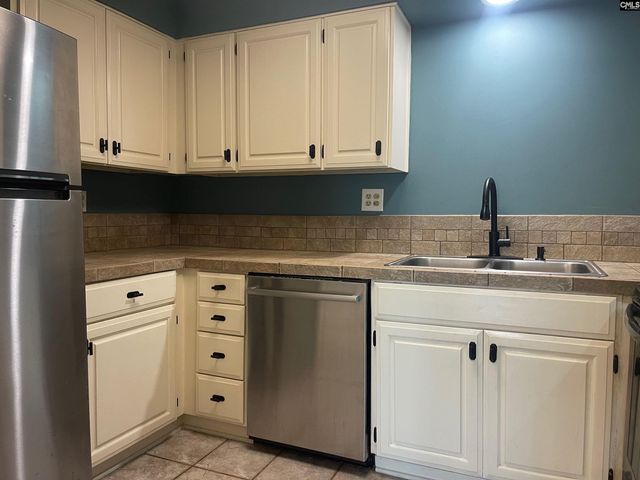 1825 Saint Julian Place 14J, Columbia, SC 29204