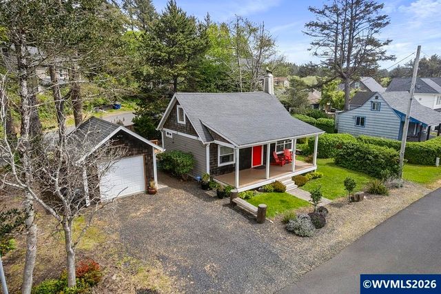 2704 SW Beach Av, Lincoln City, OR 97367