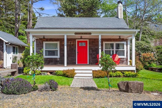 2704 SW Beach Av, Lincoln City, OR 97367