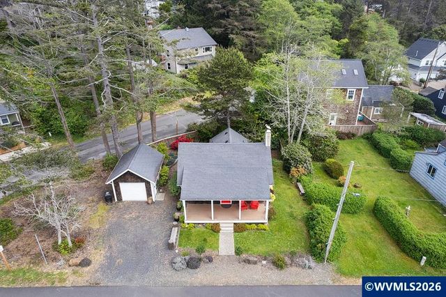 2704 SW Beach Av, Lincoln City, OR 97367