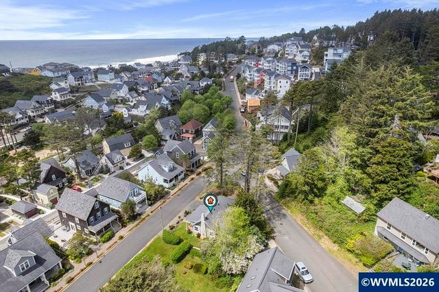 2704 SW Beach Av, Lincoln City, OR 97367