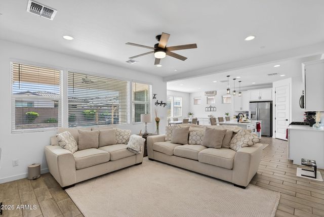 4115 E APPALOOSA Road, Gilbert, AZ 85296