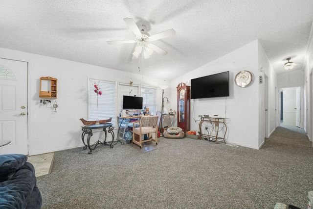 5594 Heritage Dr, Ione, CA 95640