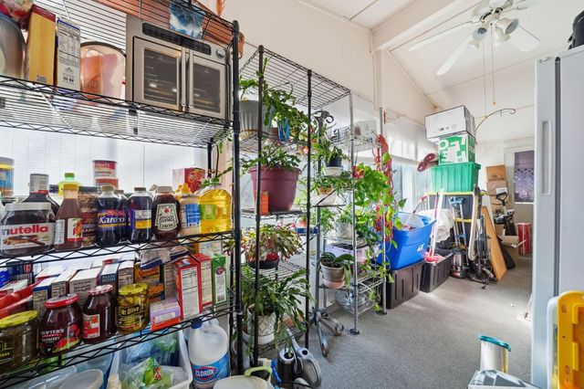 5594 Heritage Dr, Ione, CA 95640