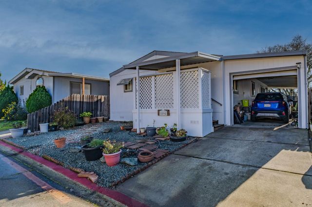 5594 Heritage Dr, Ione, CA 95640