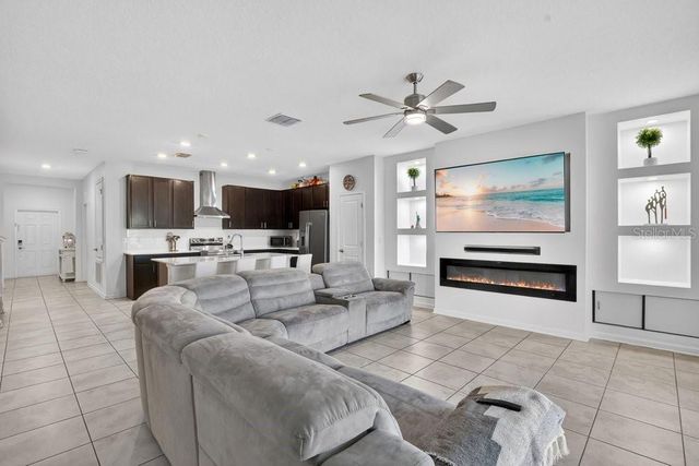 2068 LIVE OAK RIDGE ROAD, Kissimmee, FL 34746