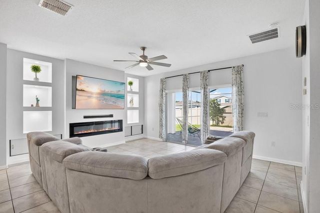 2068 LIVE OAK RIDGE ROAD, Kissimmee, FL 34746