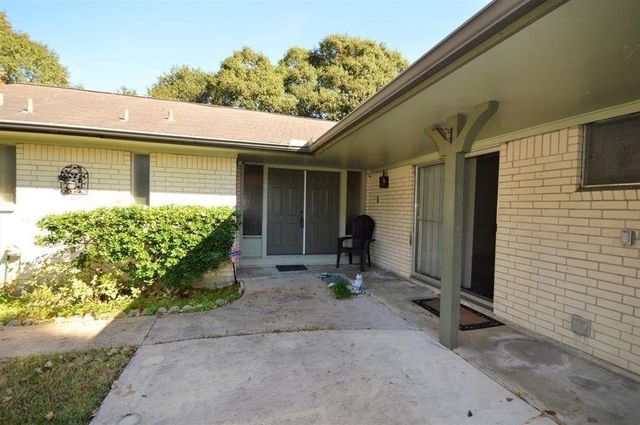 114 Lafayette Lane, League City, TX 77573