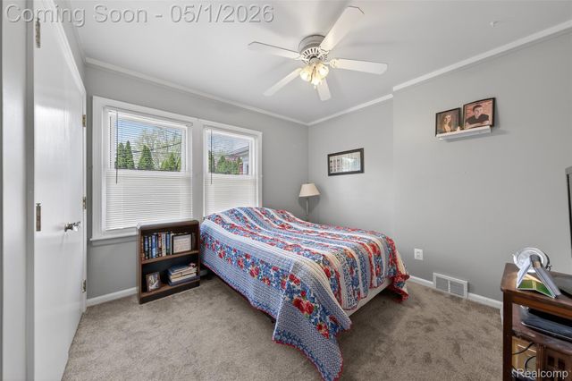 9424 Allen Road, Allen Park, MI 48101