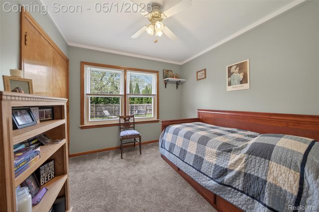 9424 Allen Road, Allen Park, MI 48101