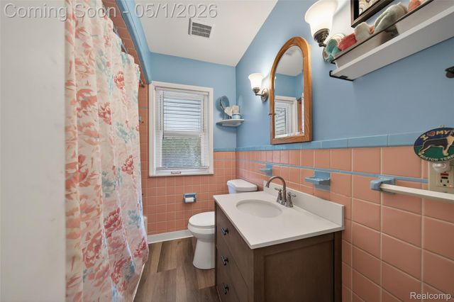 9424 Allen Road, Allen Park, MI 48101