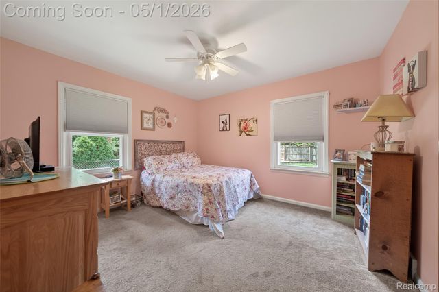 9424 Allen Road, Allen Park, MI 48101