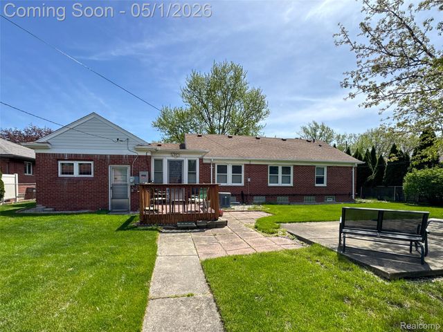 9424 Allen Road, Allen Park, MI 48101