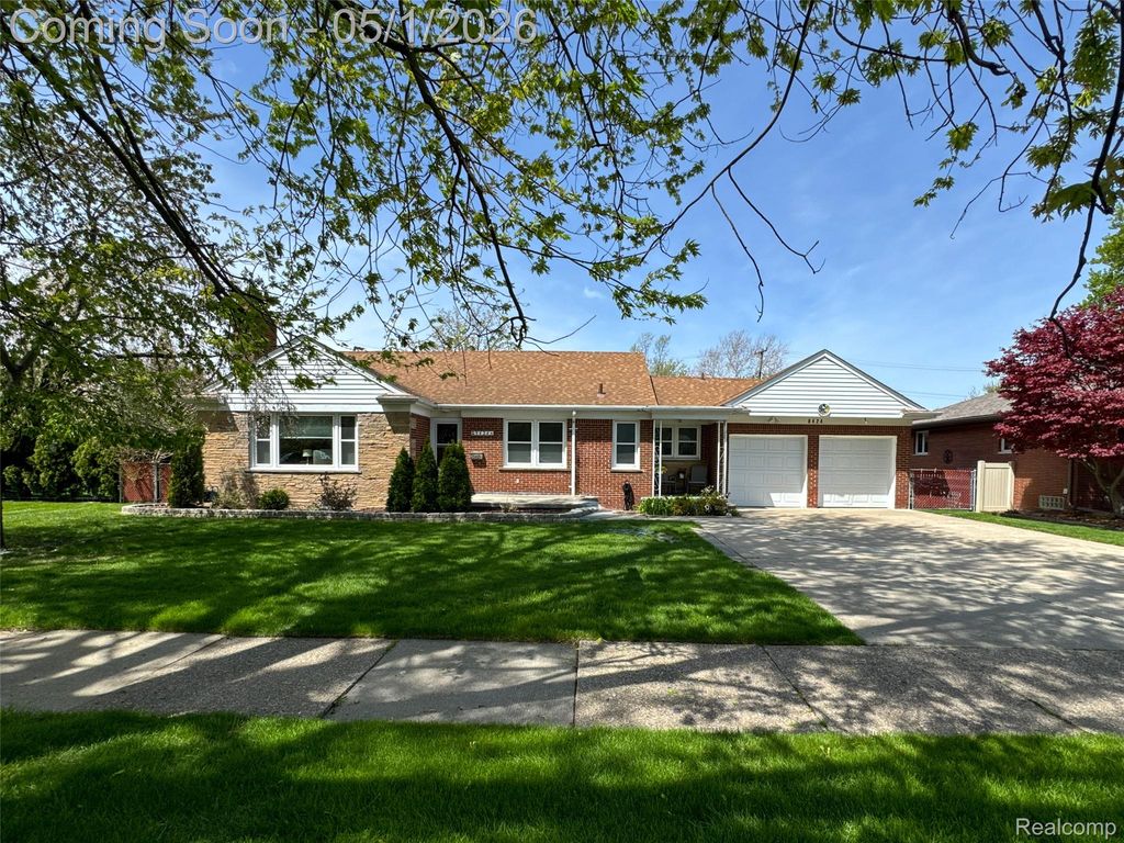 9424 Allen Road, Allen Park, MI 48101