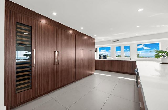 811 N SHORE DRIVE, Anna Maria, FL 34216