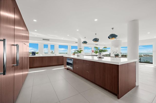 811 N SHORE DRIVE, Anna Maria, FL 34216